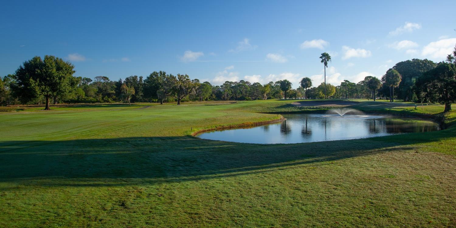 5 Reasons Your Golf Buddies Should Skip Orlando and Drive an Hour South