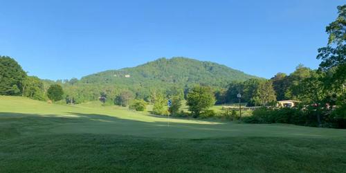 Black Mountain Golf Course Golf Package